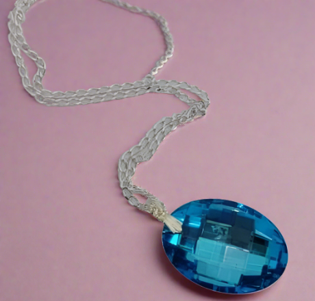 Blue Oval Pendant Crystal Necklace - Crystal Flower